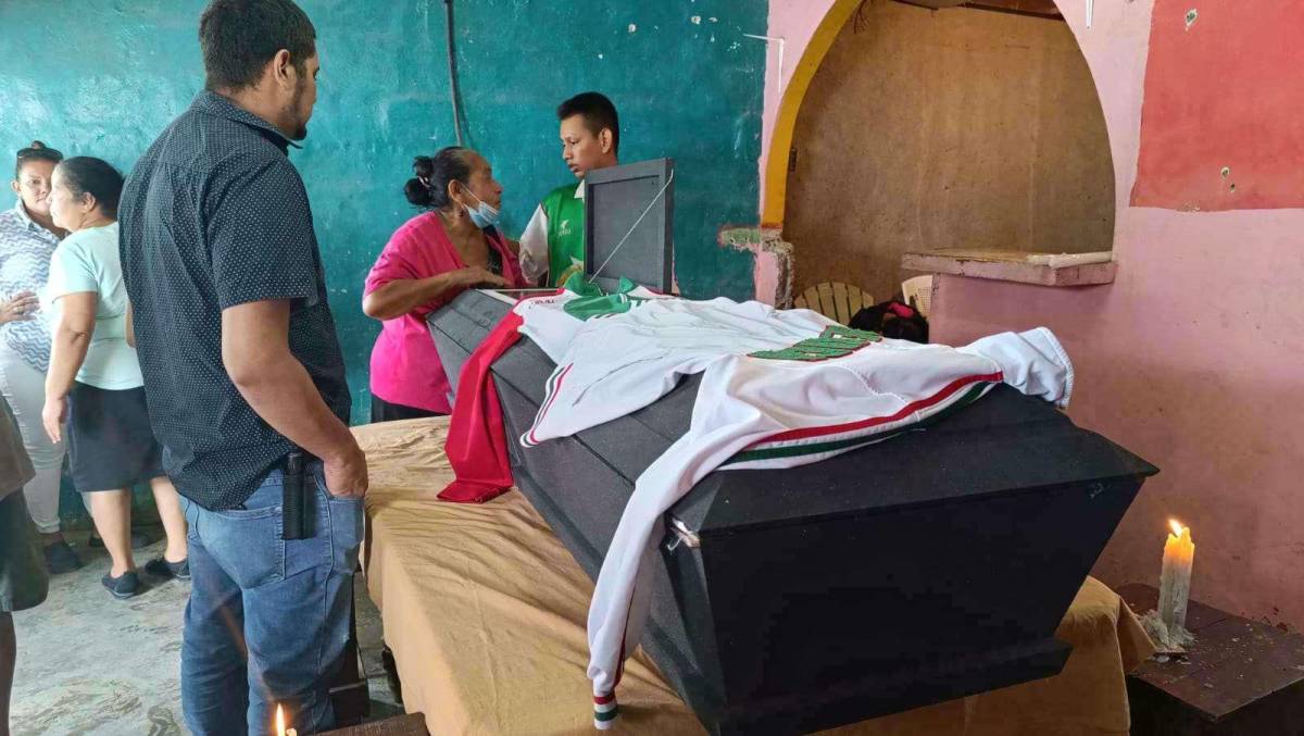 “Pedimos paz en el fútbol”, hijo de barrista asesinado en ataque a bus