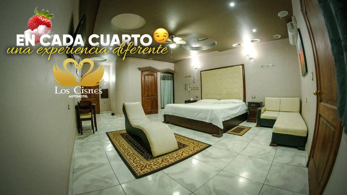 Mujer gana moto en sorteo de motel, pero dice que no sabe cómo participó