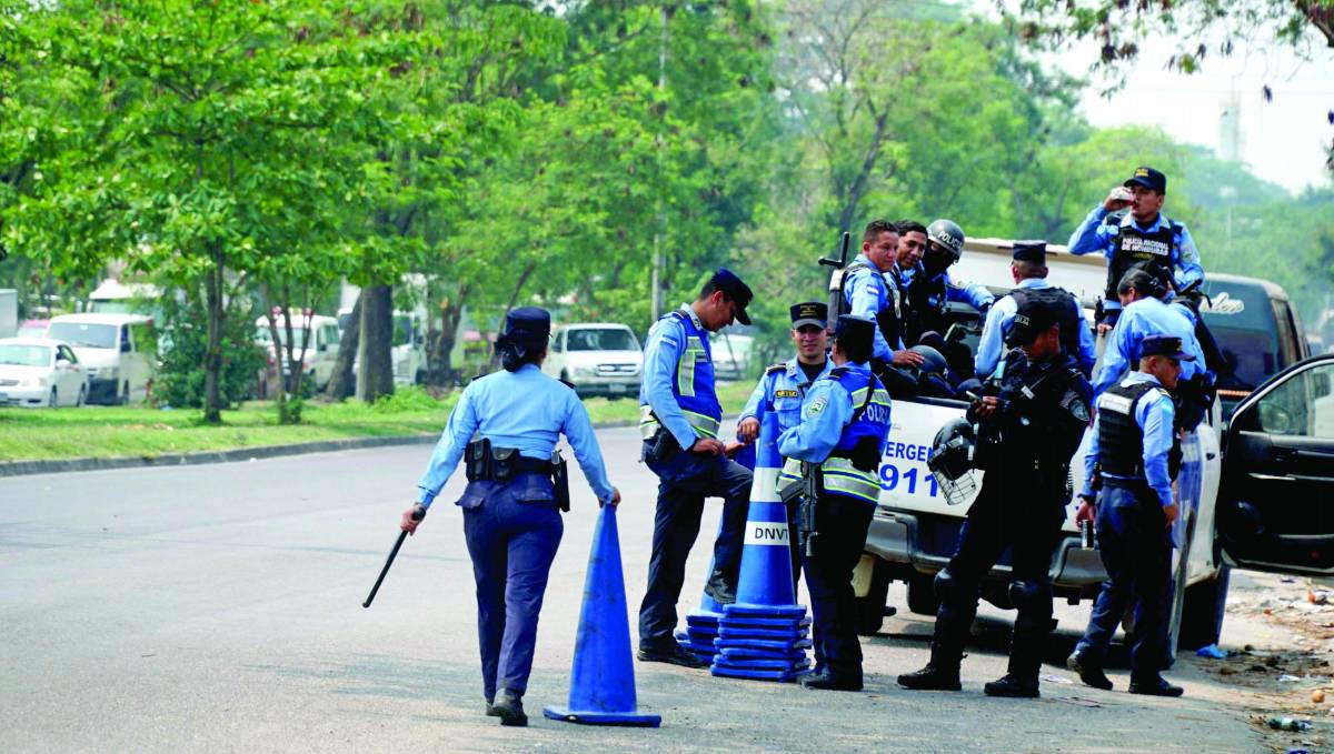 La CA-5 fue bloqueada por pobladores del sector Dos Caminos.