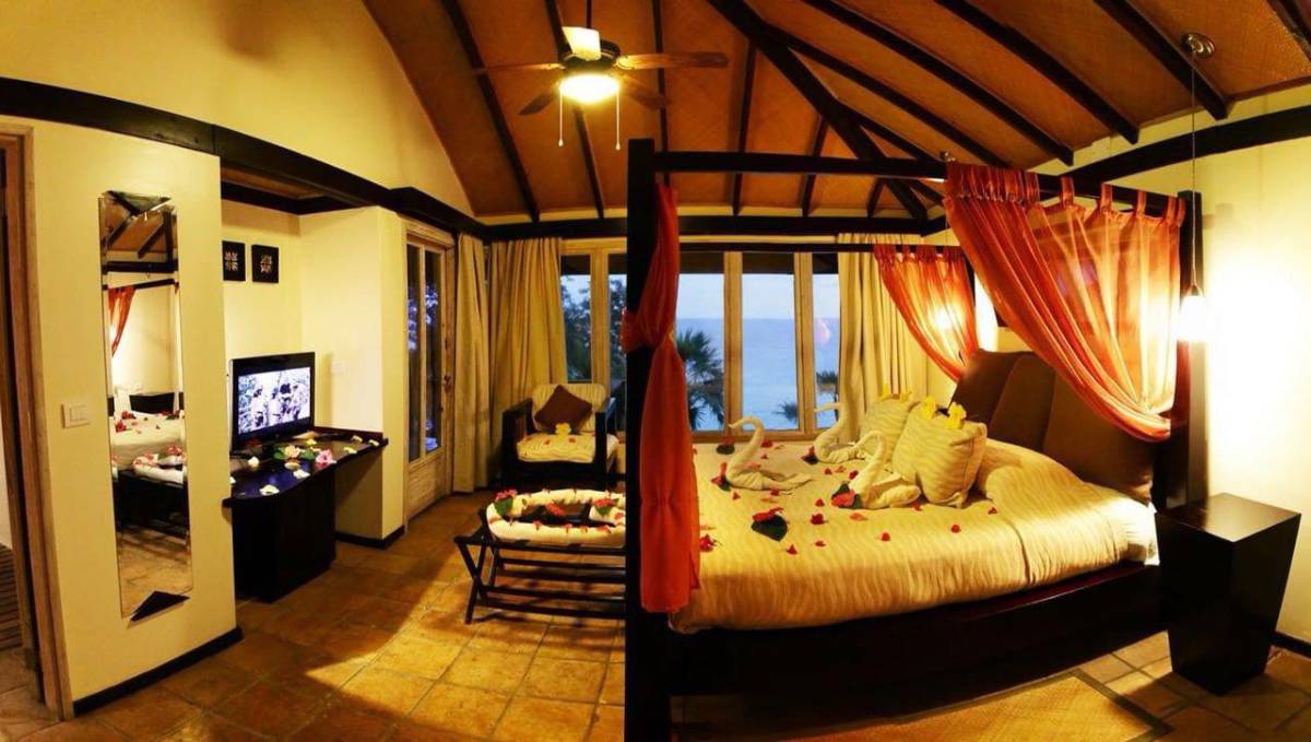 Diseño de una de las habitaciones del Media Luna Resort.