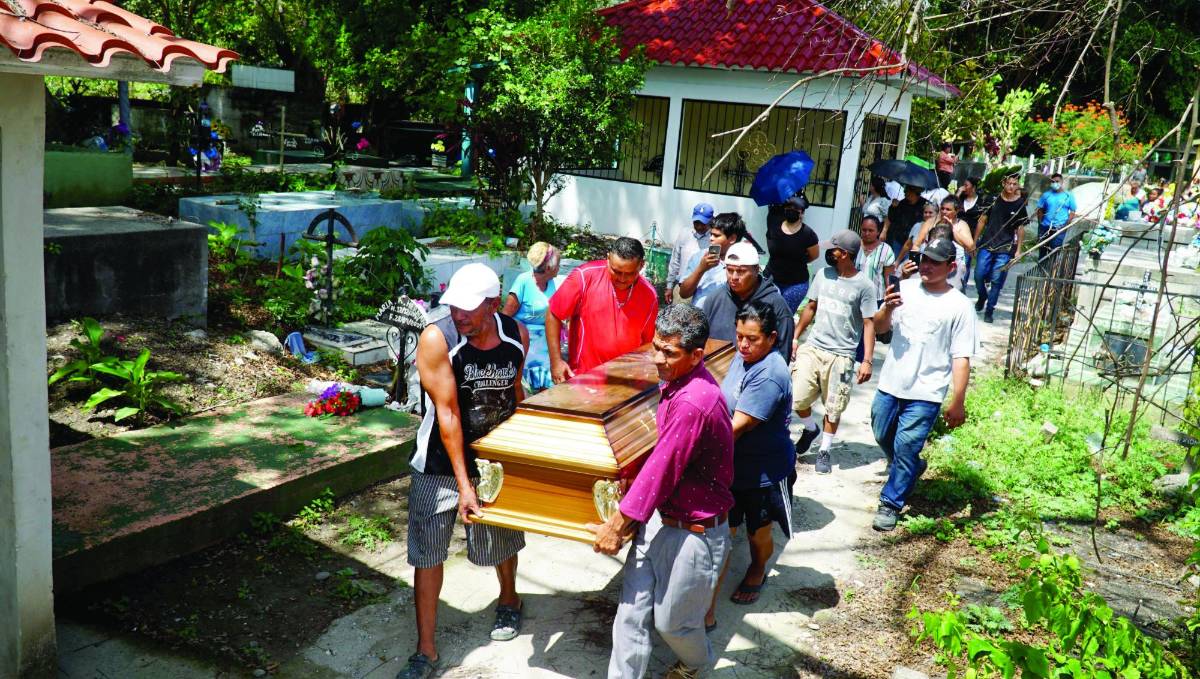 Virgilio Velásquez y su hijo Jhazer eran muy apreciados en Potrerillos, el ganadero fue candidato a alcalde dos veces.