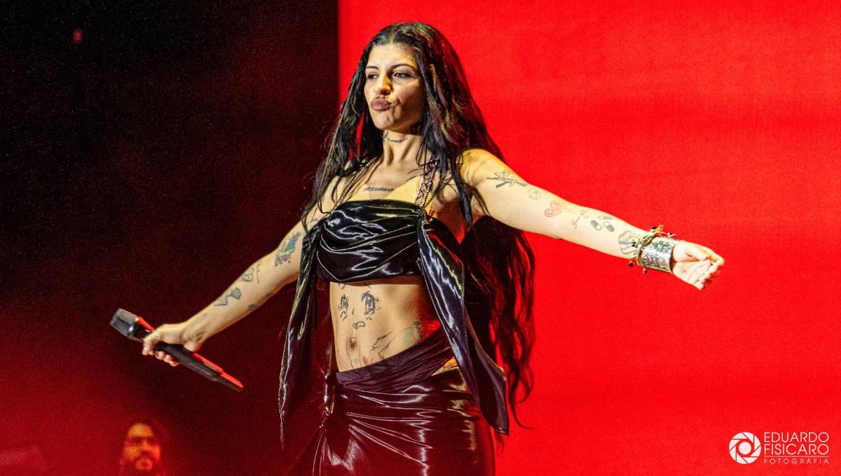 Cazzu estalla ante la polémica desatada por el nuevo tema de Rauw Alejandro