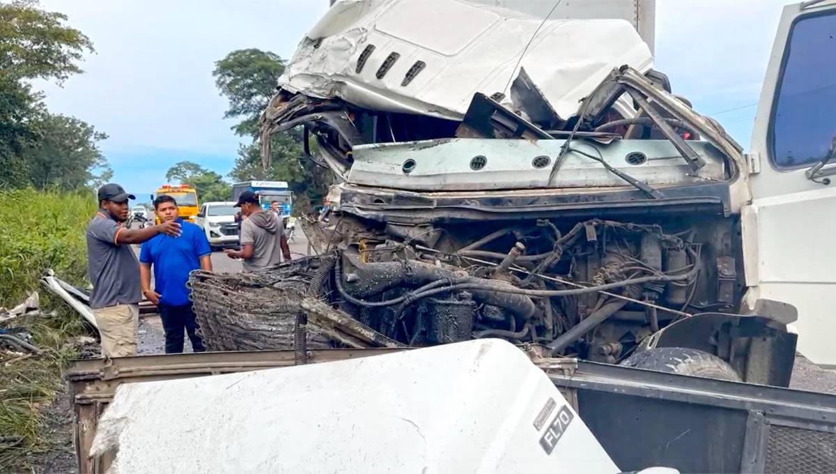 Al menos 40 personas iban en el bus accidentado en El Progreso: un muerto y menores heridos
