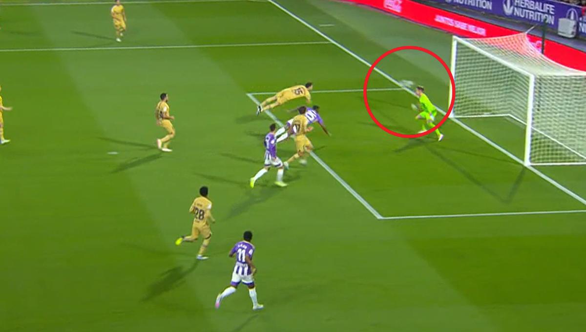 Momento del cabezazo de Christensen que se fue al fondo de las redes.