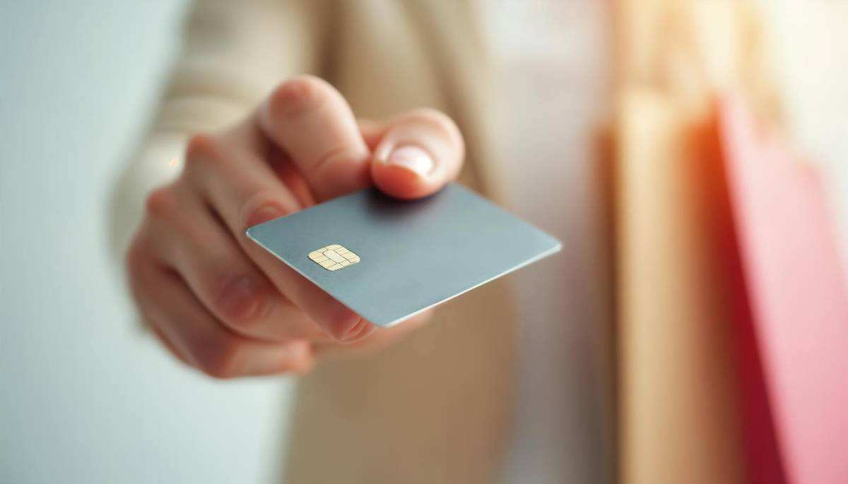 Estos son los bancos que dominan la emisión de tarjetas de débito en Honduras