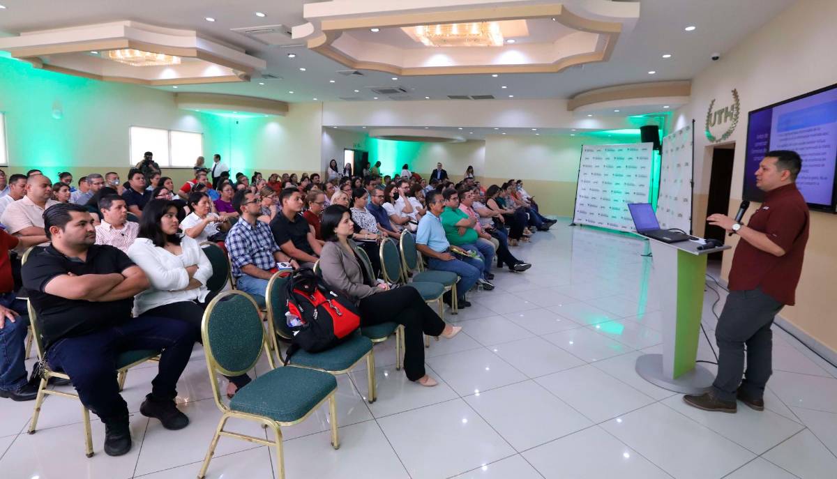 Buscan aplicar inteligencia artificial para mejorar educación media