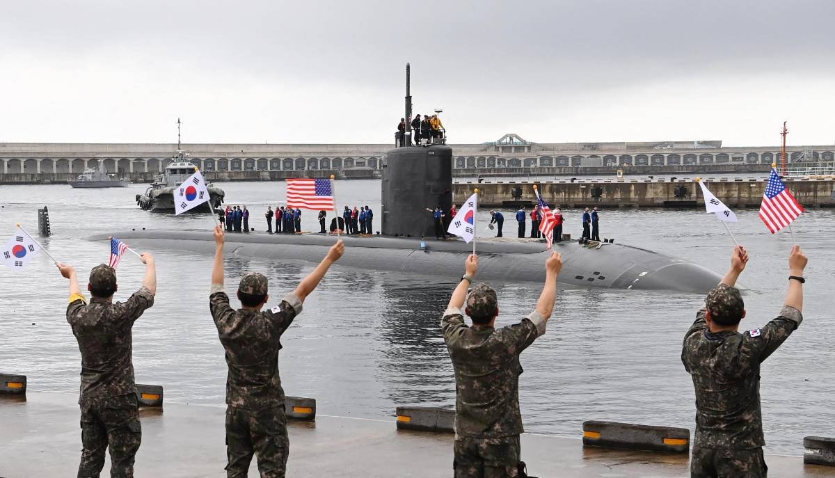 Otro submarino de propulsión nuclear estadounidense llega a Corea del Sur