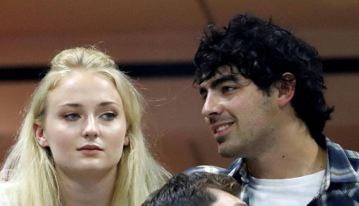 Sophie Turner aparece con sus hijas tras demandar a Joe Jonas