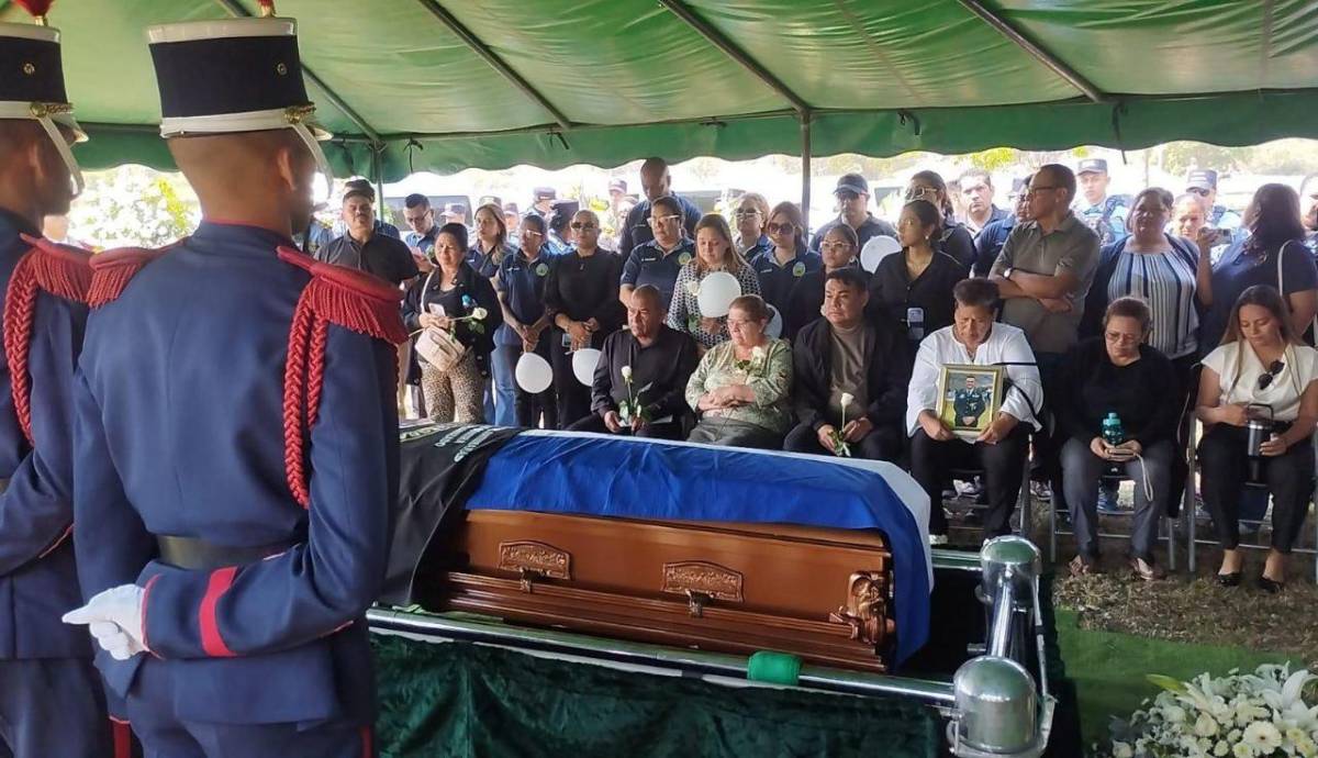 Mi hijo “cayó en una trampa”: padre del comisario Lester Amador asesinado en Corinto