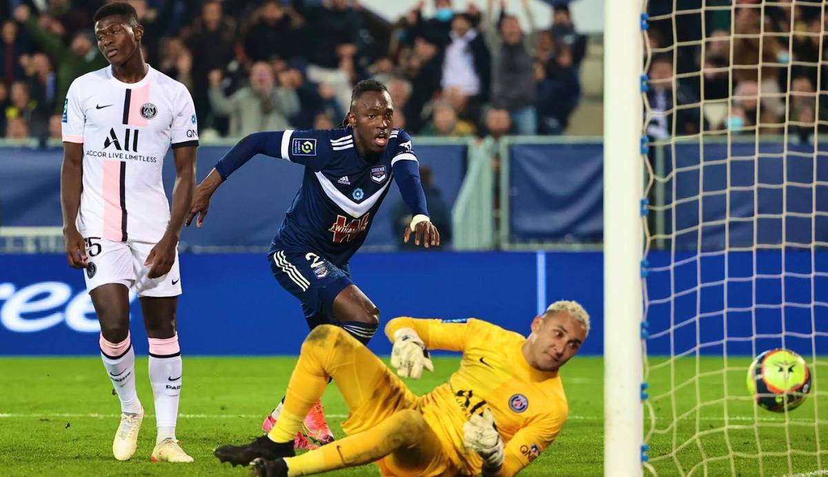 ¡Toca madrugar! Alberth Elis buscará este domingo hundir al PSG