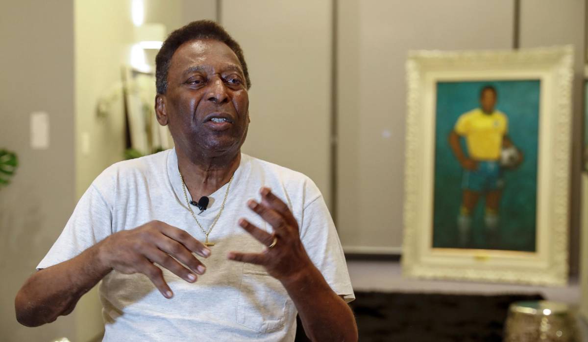 Pelé sufre una infección urinaria durante su hospitalización en Sao Paulo