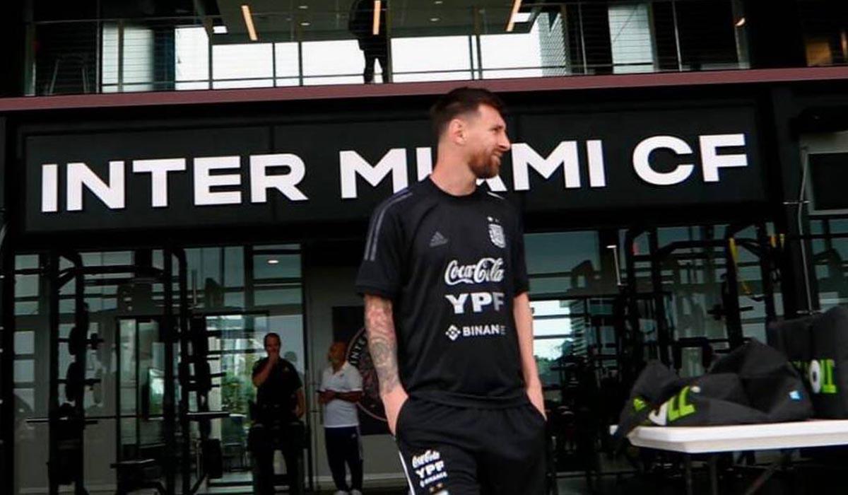 Messi aterriza en Estados Unidos para unirse al Inter Miami