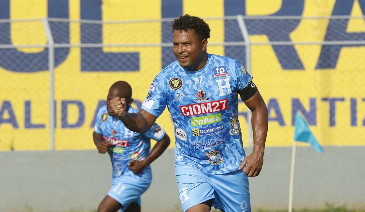 Uno de los festejos de Pavón en su homenaje realizado el domingo .