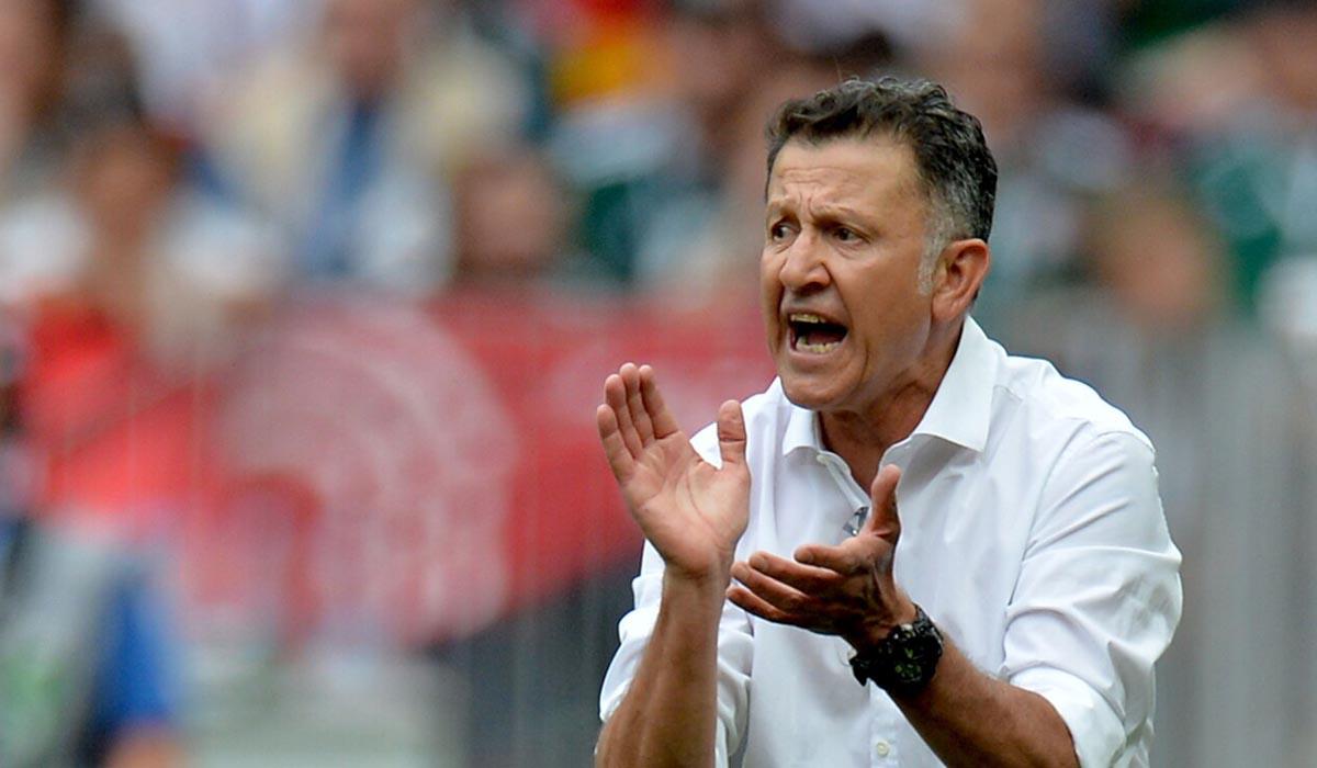Honduras: Juan Carlos Osorio debe bajarse la mitad de su sueldo