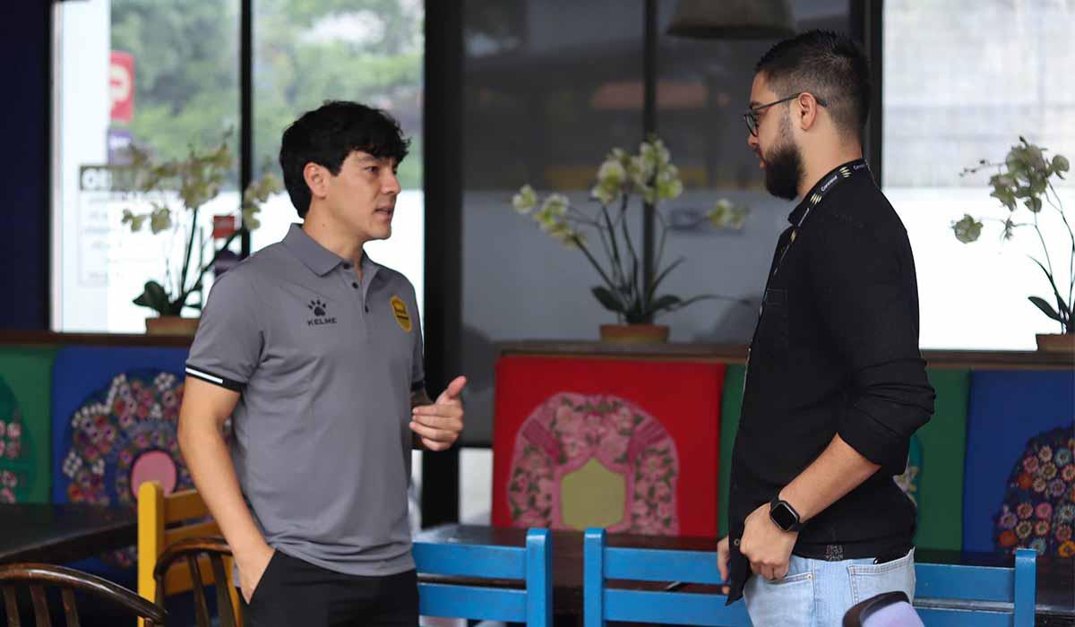 El mexicano Michael Pérez conversó con el periodista Mario Jafeth de Diario LA PRENSA.