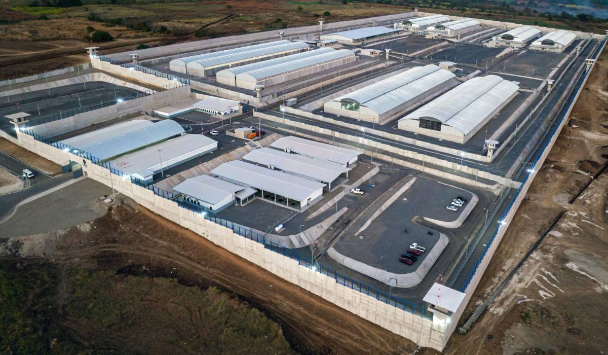 Honduras construirá megacárcel para encerrar a unos 20,000 pandilleros