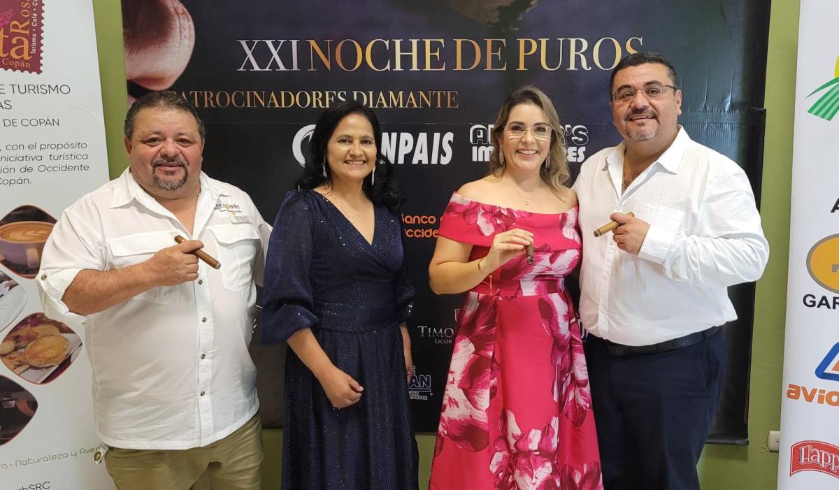 Elmer Suárez, Norma Hernández, Jackie Mata y Joel Alvarenga
