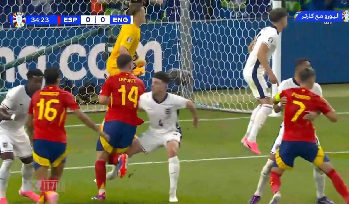 España y el polémico penal que no fue sancionado en la final de la Euro ante Inglaterra