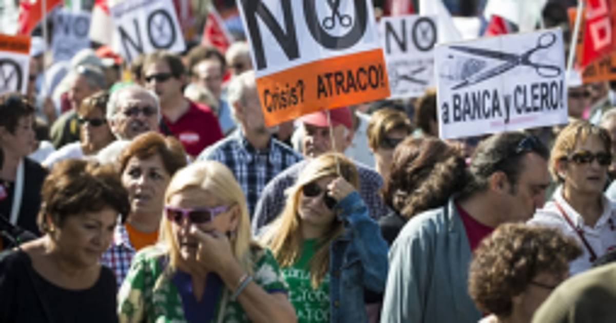 Protestan contra medidas de austeridad en España