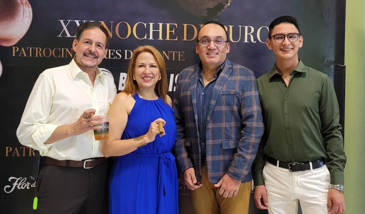 Noche de Puros y Tradiciones en el marco de la Feria Agostina de Santa Rosa de Copán