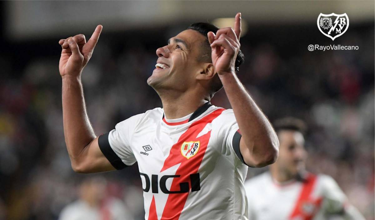 Así fue el golazo de Falcao al Barcelona