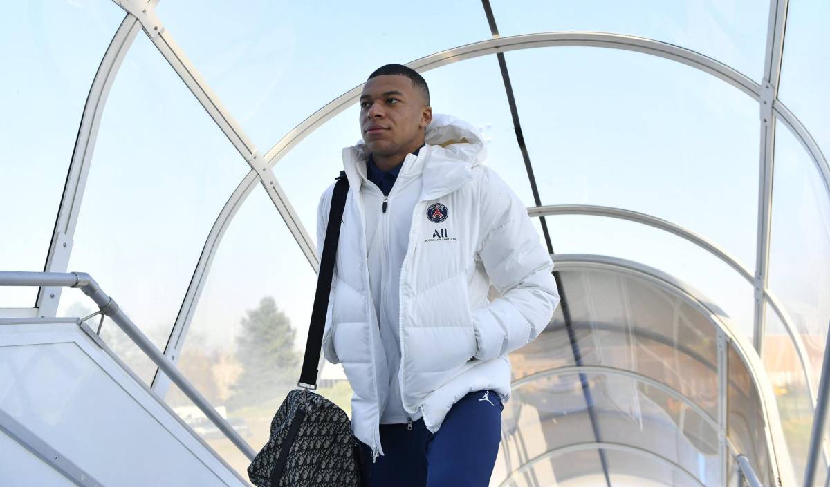 Increíble recibimiento a Kylian Mbappé en Madrid