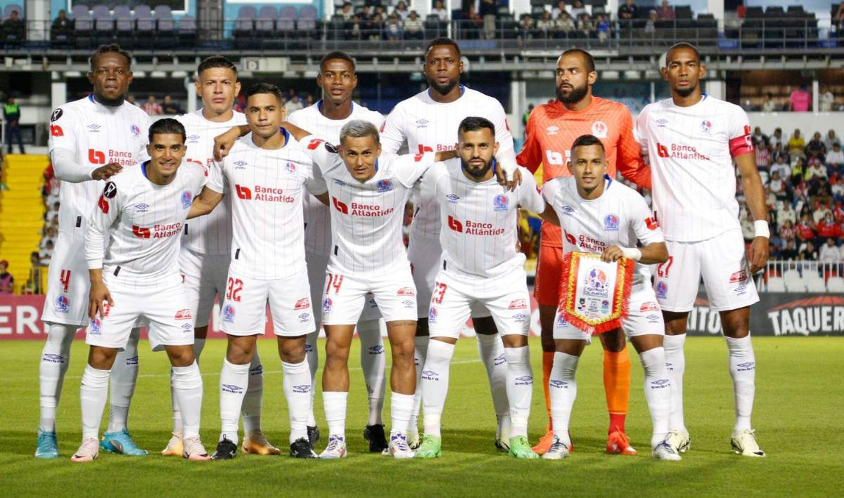 Olimpia lo confirma: pierde a futbolista por lesión y anuncian tiempo de baja