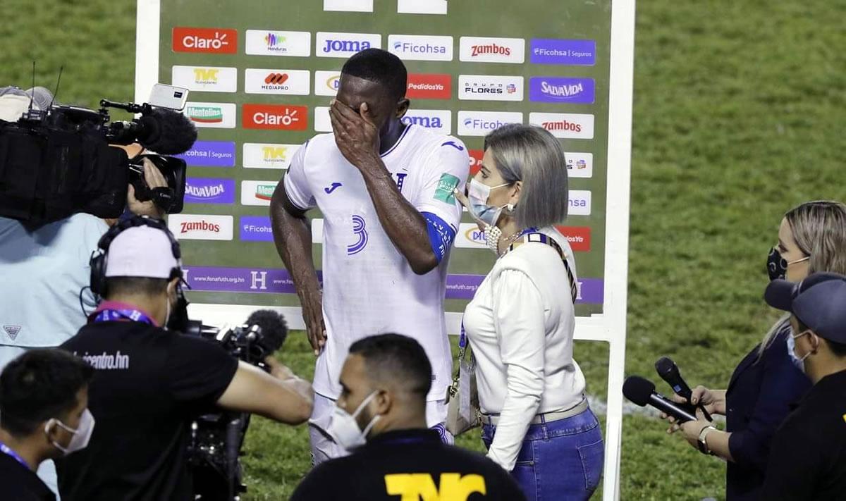 Maynor Figueroa atendió a los medios con mucha tristeza.