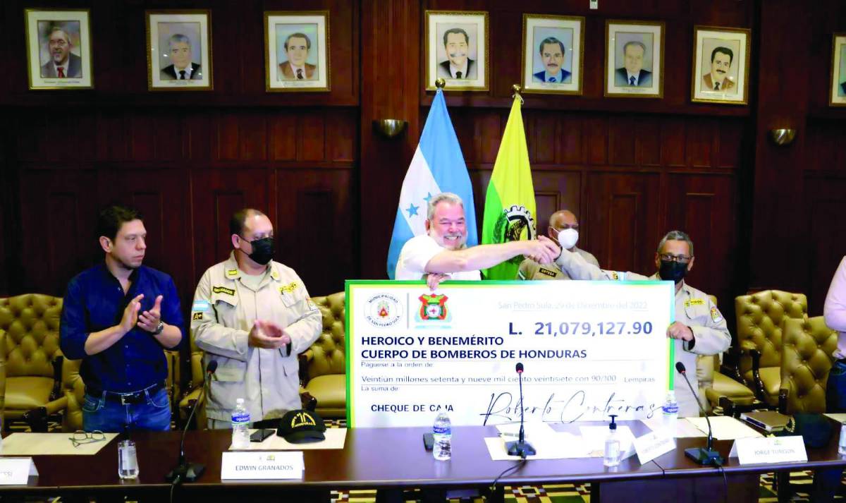 San Pedro Sula: Bomberos reciben otro pago