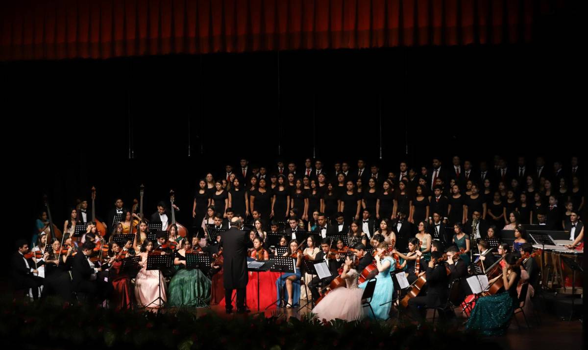 La Victoriano López realiza colosal concierto en su 78 aniversario