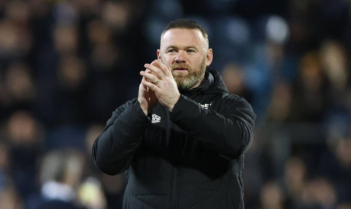 Wayne Rooney dirigirá a futbolista hondureño en la MLS