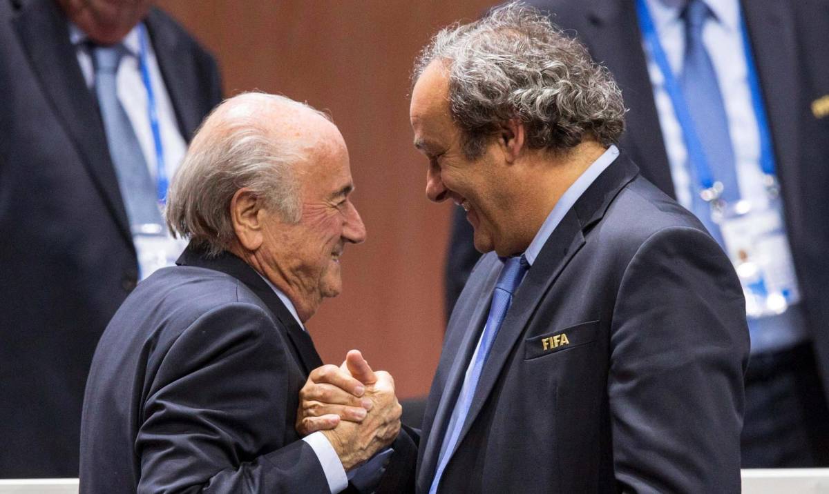 Blatter y Platini, acusados de fraude por la Fiscalía Suiza