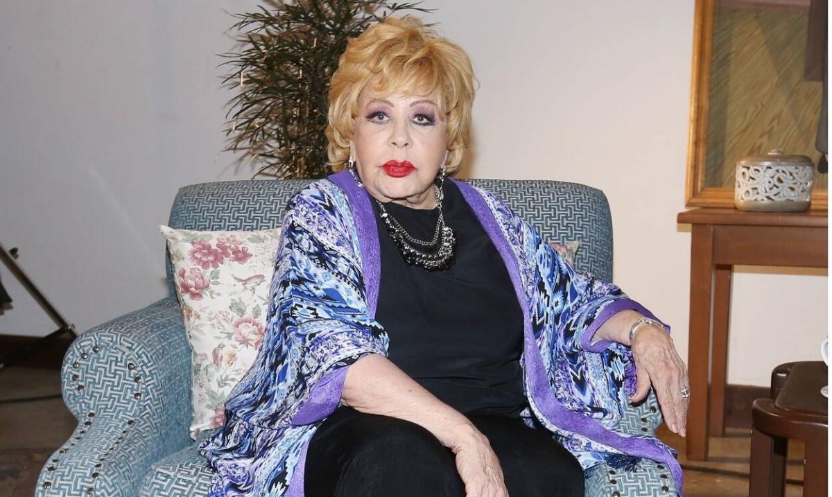 Dan de alta a Silvia Pinal reaparece ante los medios