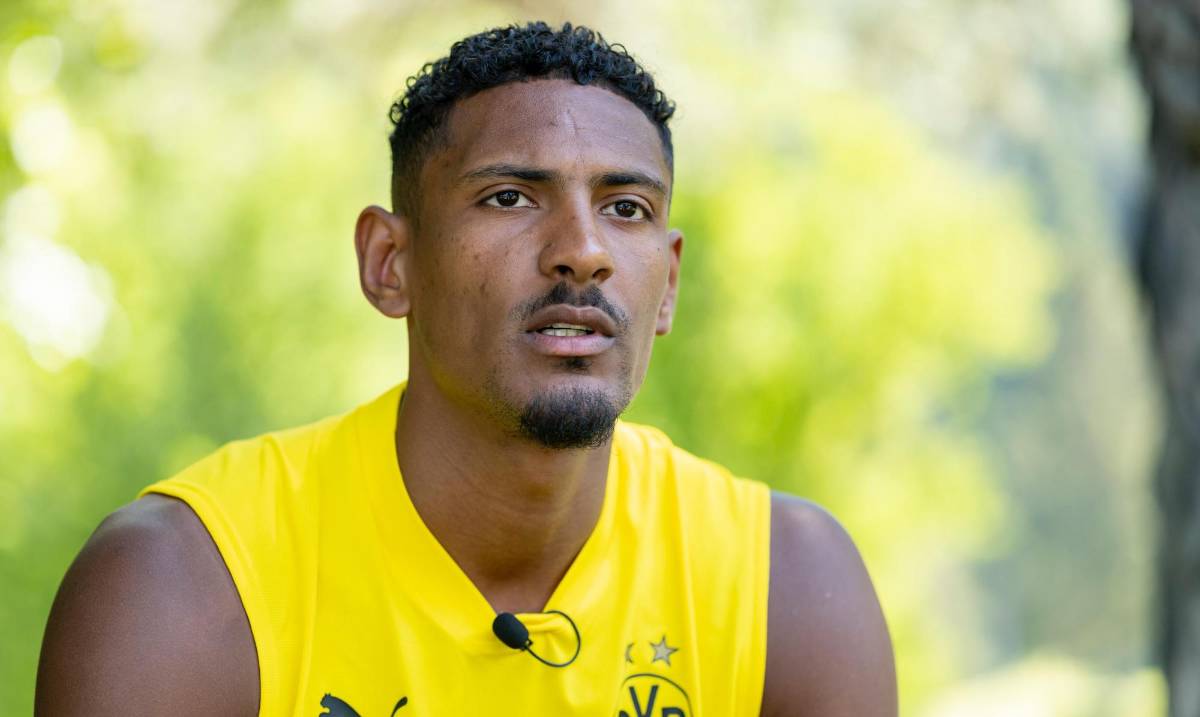 Terrible noticia: Sébastien Haller, fichaje estrella del Dortmund, sufre un cáncer testicular