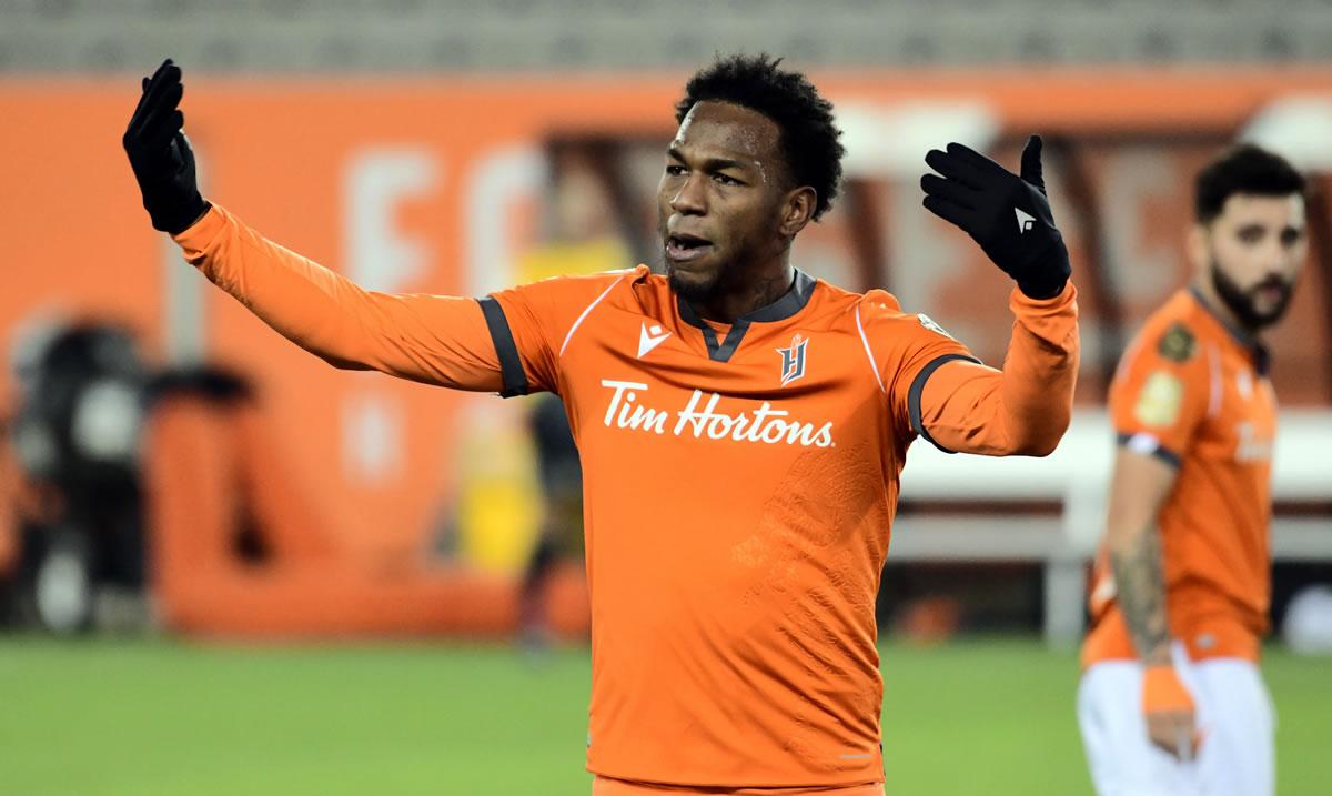 El delantero panameño Omar Browne, es una de las figuras del Forge FC.