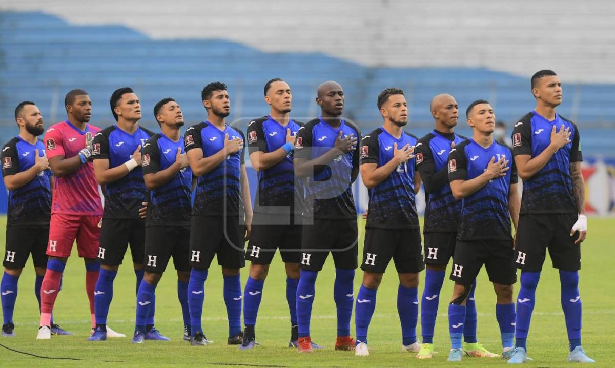 El 11 titular de Honduras ante México que perdió 0-1 en el estadio Olímpico de San Pedro Sula. Foto Yoseph Amaya.