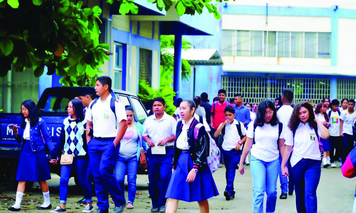 Educación se prepara para el cierre del año lectivo 2024