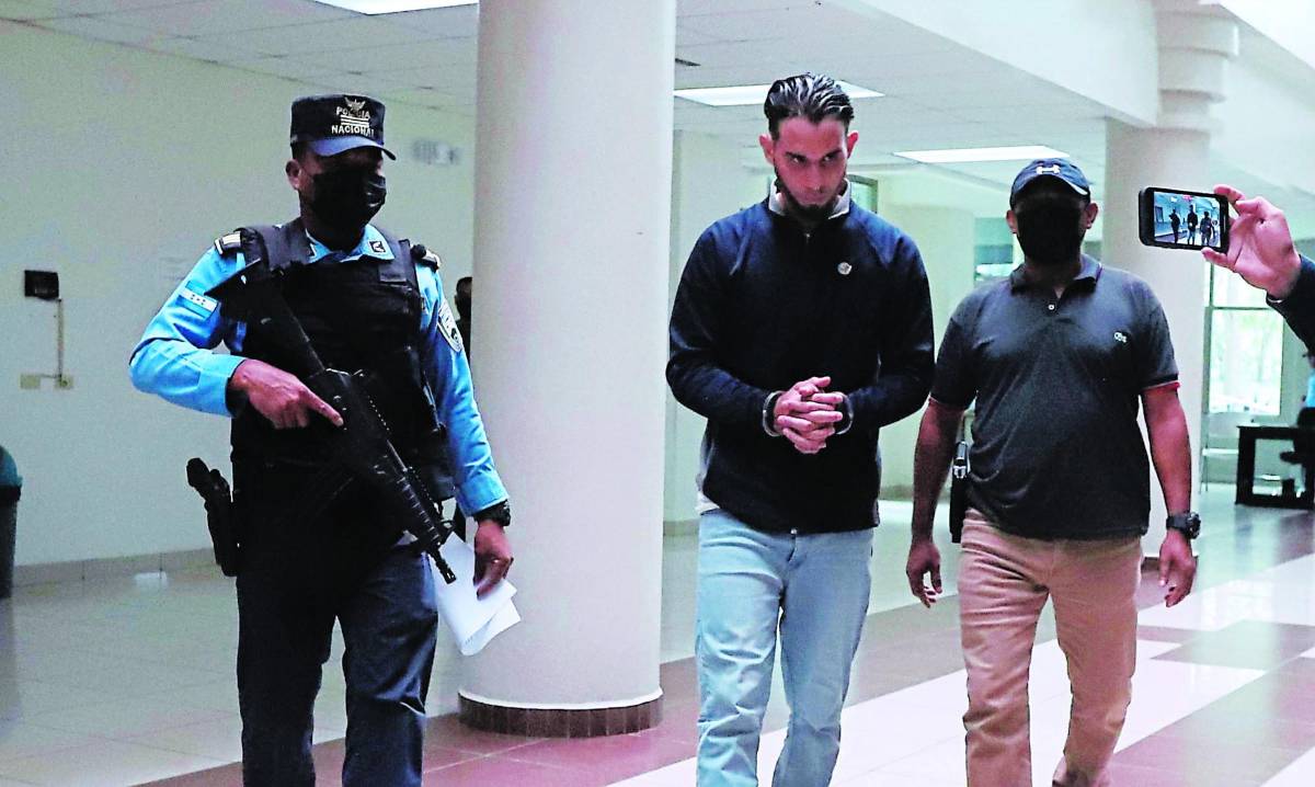 Libre queda aficionado de Marathón Brayan Pineda