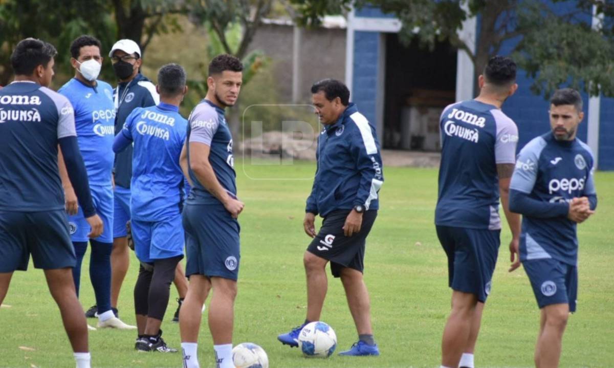 “Nene” Obando realizó su primer entrenamiento como DT del Motagua