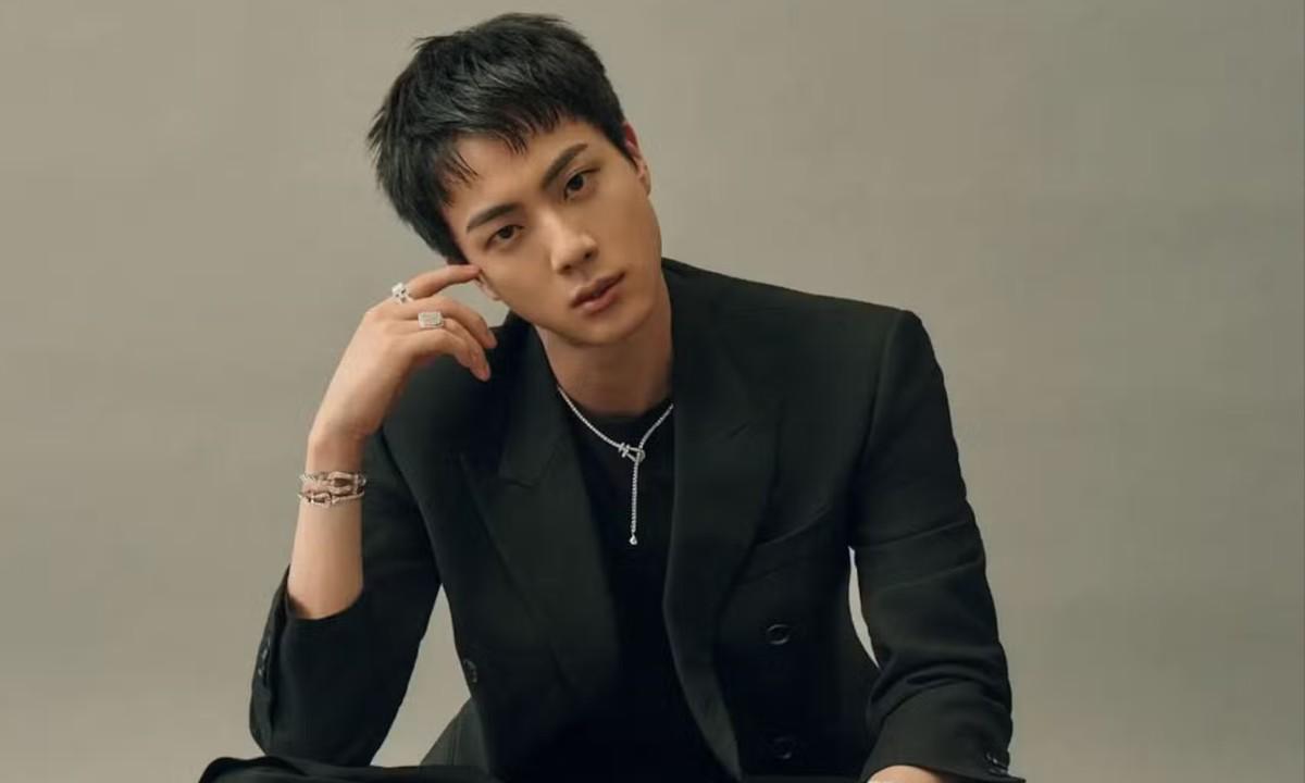 Jin de BTS presenta el primer episodio de su reality show
