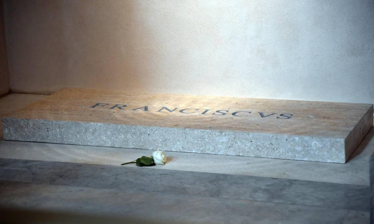 Las primeras imágenes de la tumba de Francisco en la basílica Santa María la Mayor