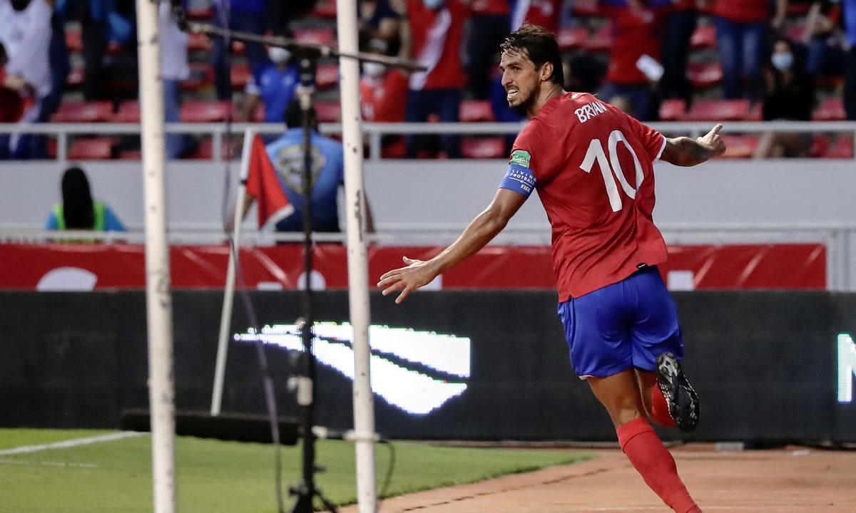 Bryan Ruiz marcó el gol del empate de Costa Rica.