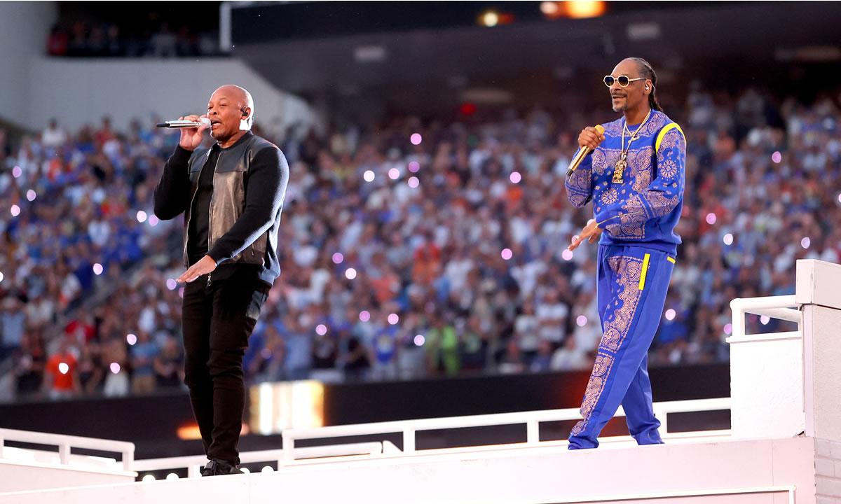 Dr. Dre y Snoop Dogg pusieron a bailar a todos en el Sifi Stadium.