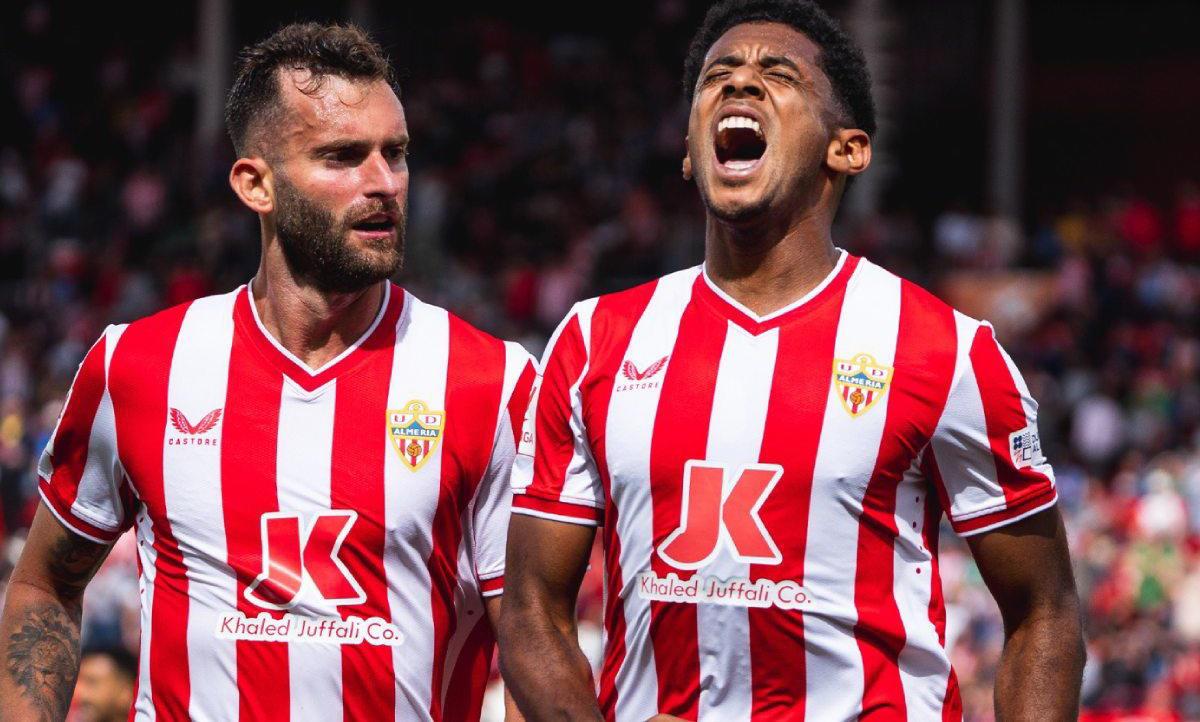 Choco Lozano se estrena como goleador del Almería en la Liga de España