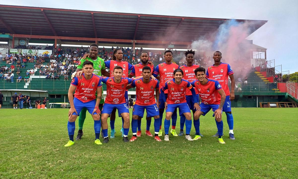 El equipo titular de la Real Juventud que ganó en el estadio Excélsior.