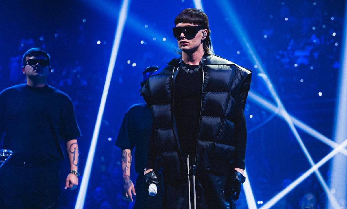 Peso Pluma lanza una canción para el videojuego “Call of Duty”