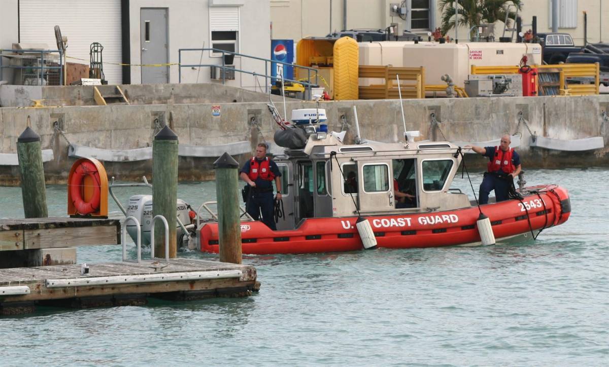 Identifican a dos latinos que murieron tras un choque entre dos botes en Miami, EEUU