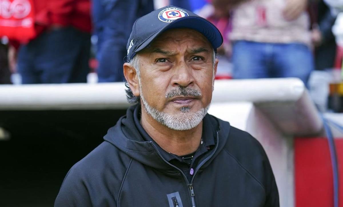Raúl Gutiérrez dirigió al Cruz Azul desde finales del Torneo Apertura 2022 y a hasta principios del Clausura 2023.