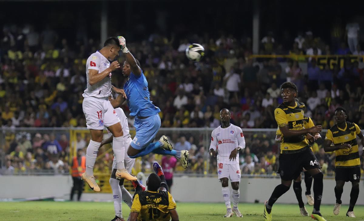 Real España - Olimpia: así vivimos en vivo el minuto a minuto del clásico
