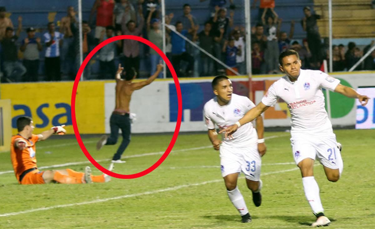 El día que ‘Rasquiña‘ se robó el show en un clásico capitalino.